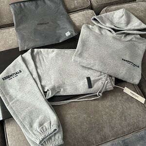 Essentials Fear of God whole Sweatsuit hoodie + sweatpants